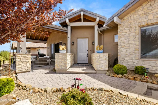 $1,050,000 | 762 Carl Lane, Prescott, AZ 86303