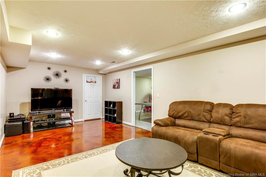 6012 Springcrest Drive Georgetown, IN 47122 - Photo 46 of 55