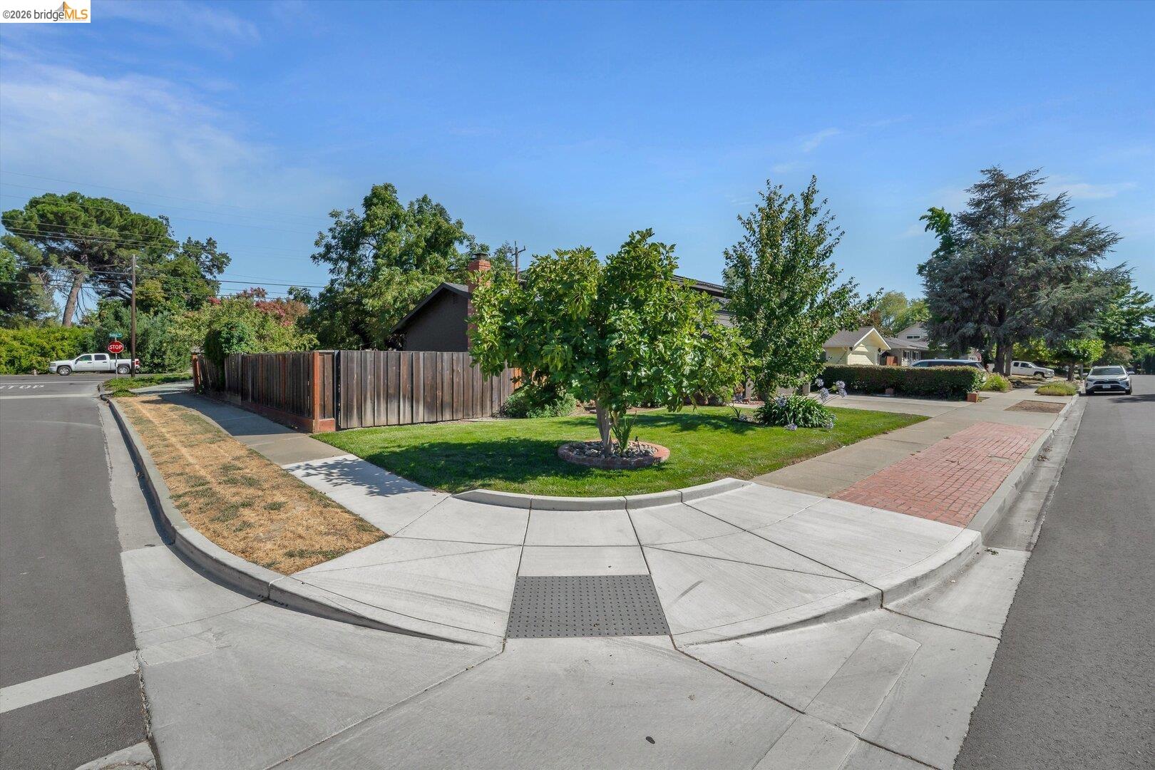 1848 Polk Street Concord, CA 94521 - Photo 4 of 41