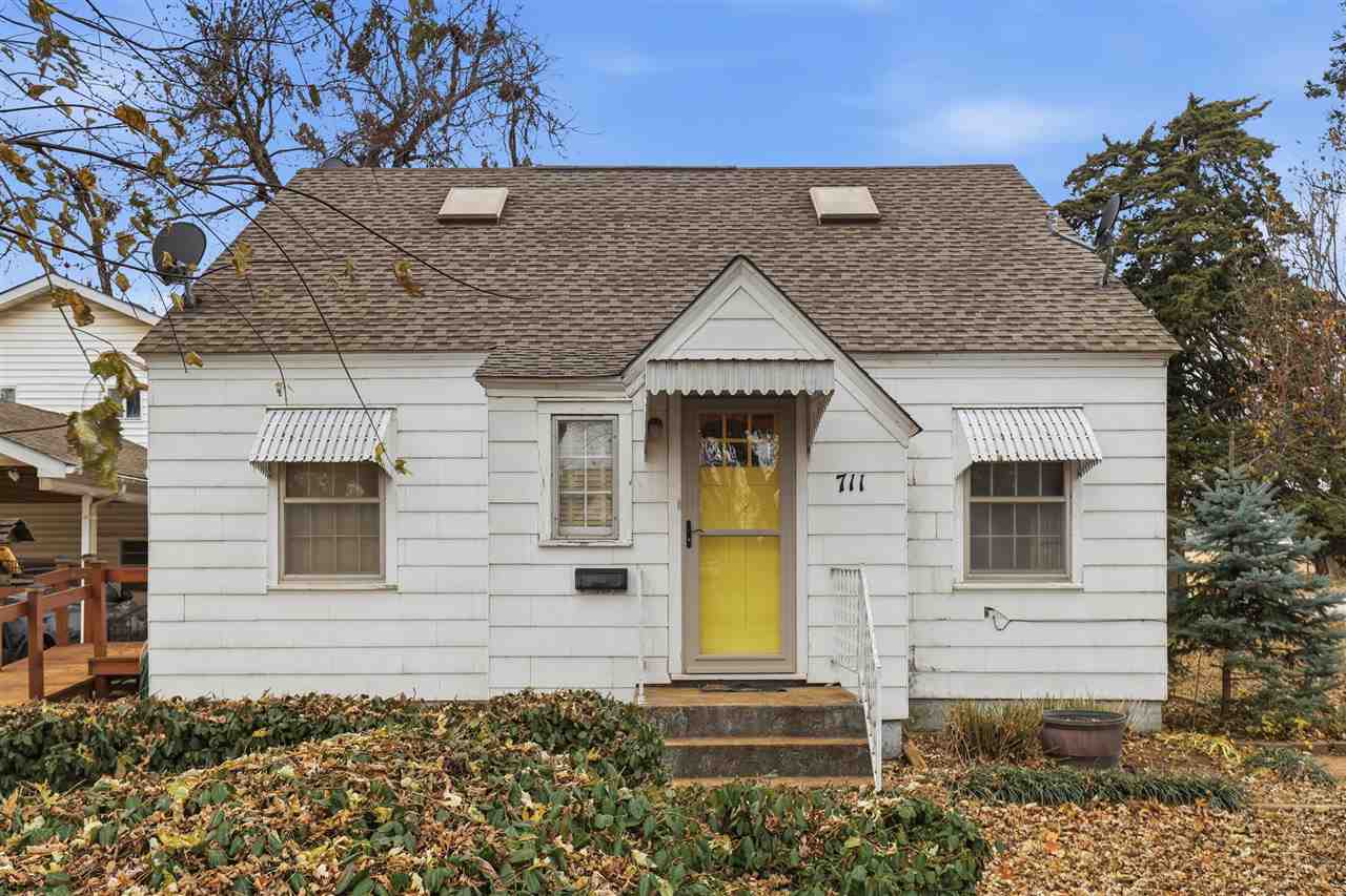 711 North 13th Street Perry, OK 73077 - Photo 1 of 32 Gallery Image 1