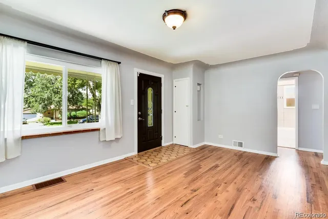 $2,890 | 3338 South Corona Street, Englewood, CO 80113