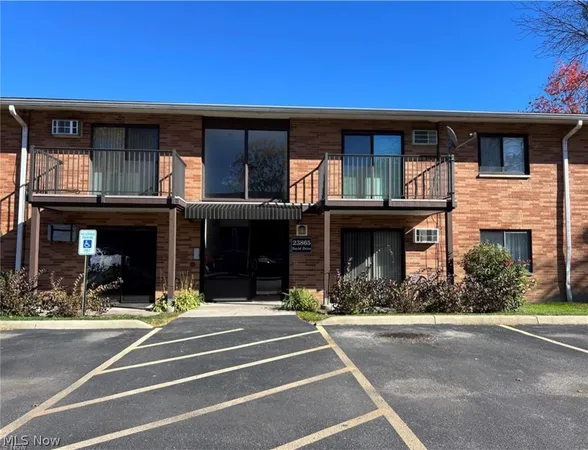 $142,000 | 23865 David Drive, Unit 103, North Olmsted, OH 44070
