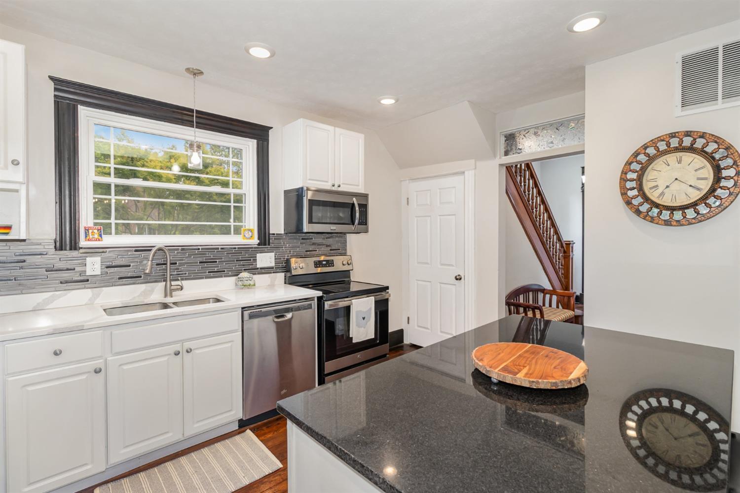 6812 River Road Cincinnati, OH 45233 - Photo 12 of 30 Gallery Image 12