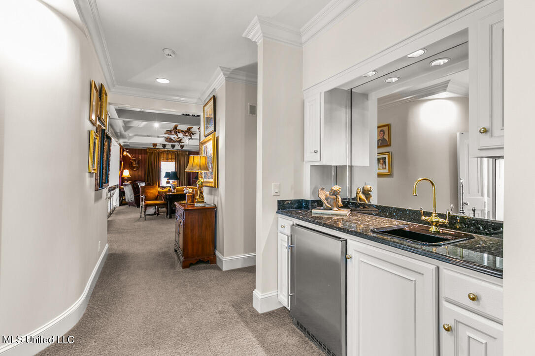 133 Overlook Pointe Drive Ridgeland, MS 39157 - Photo 59 of 93 Primary Suite Wetbar