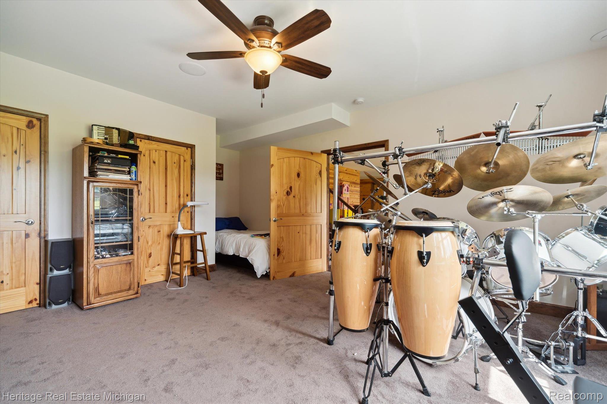 10540 Cole Road Byron, MI 48418 - Photo 46 of 76 Bedroom
