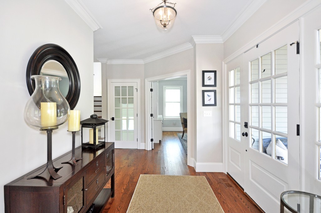 281 Monsen Road Concord, MA 01742 - Photo 2 of 30