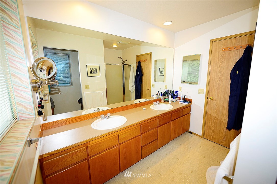 8912 238th Street Southwest, Unit 8 Edmonds, WA 98026 - Photo 12 of 19 Gallery Image 12