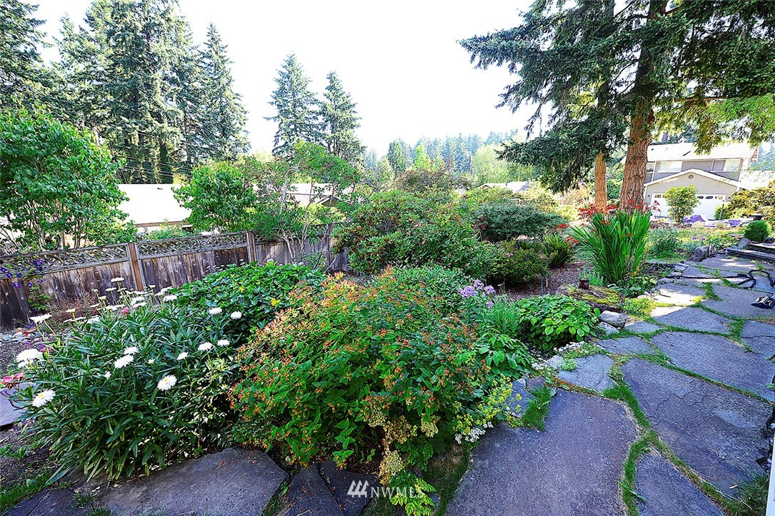 8912 238th Street Southwest, Unit 8 Edmonds, WA 98026 - Photo 17 of 19 Gallery Image 17