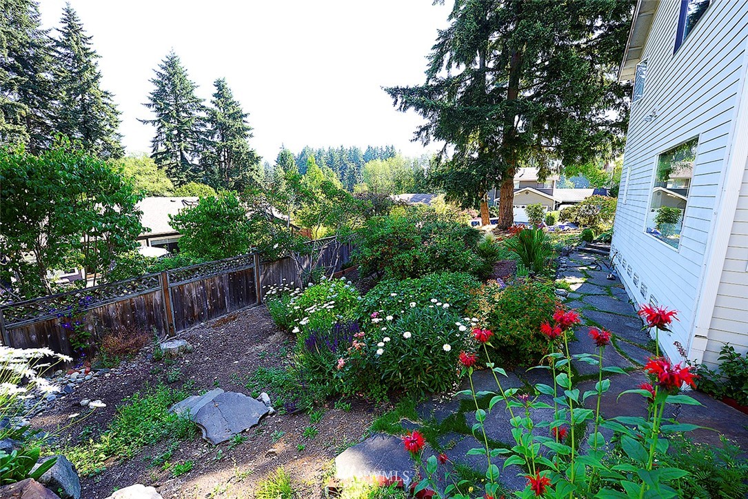 8912 238th Street Southwest, Unit 8 Edmonds, WA 98026 - Photo 18 of 19 Gallery Image 18