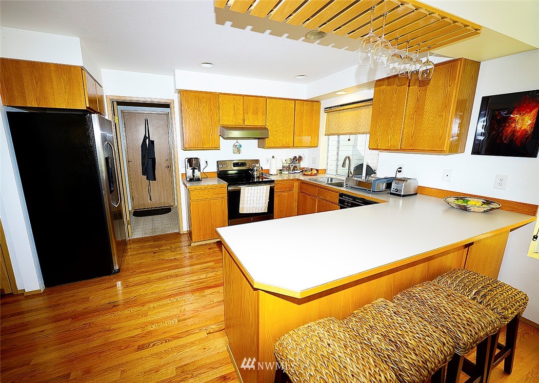 8912 238th Street Southwest, Unit 8 Edmonds, WA 98026 - Photo 8 of 19 Gallery Image 8