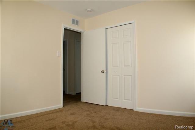 25115 Rosenbusch Boulevard Warren, MI 48089 - Photo 13 of 13 12.JPG
