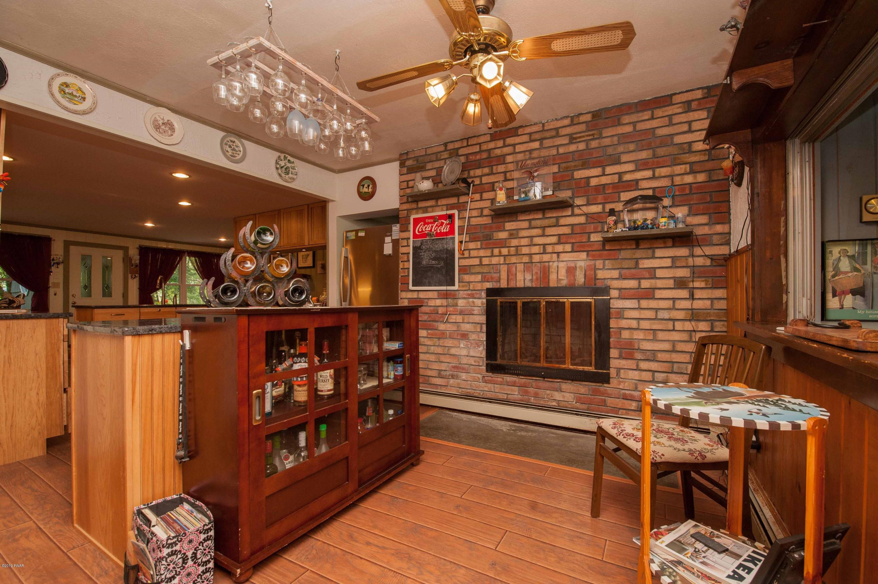 323 Foster Hill Road Milford, PA 18337 - Photo 26 of 49 Room