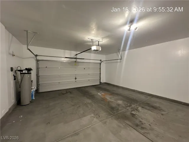 $2,000 | 7535 Earnshaw Avenue, Las Vegas, NV 89179