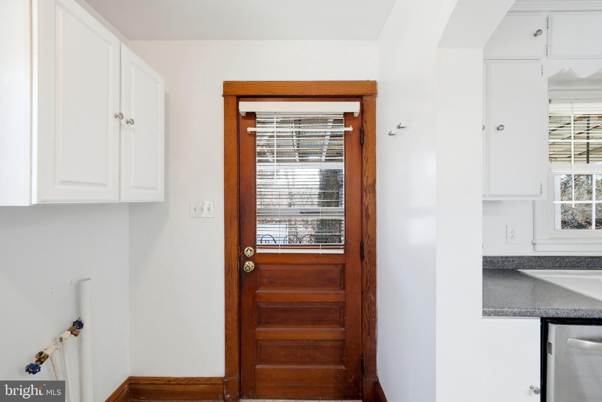 1064 Strasburg Road Front Royal, VA 22630 - Photo 28 of 73 Kitchen entrance from car port