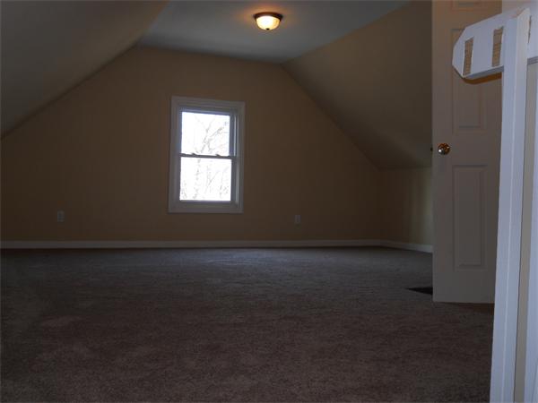 57 Barrison Street Springfield, MA 01109 - Photo 13 of 19