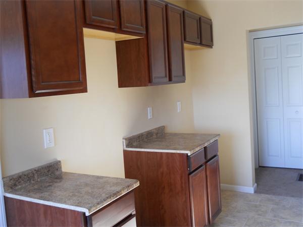 57 Barrison Street Springfield, MA 01109 - Photo 4 of 19