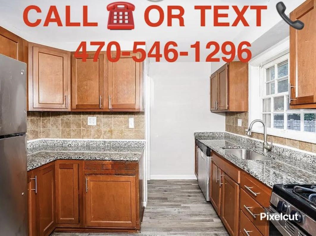 2031 Webster Street Racine, WI 53403 - Photo 4 of 8
