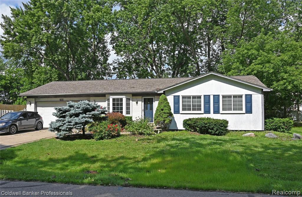 2950 Simpson Drive Rochester Hills, MI 48309 - Photo 1 of 21