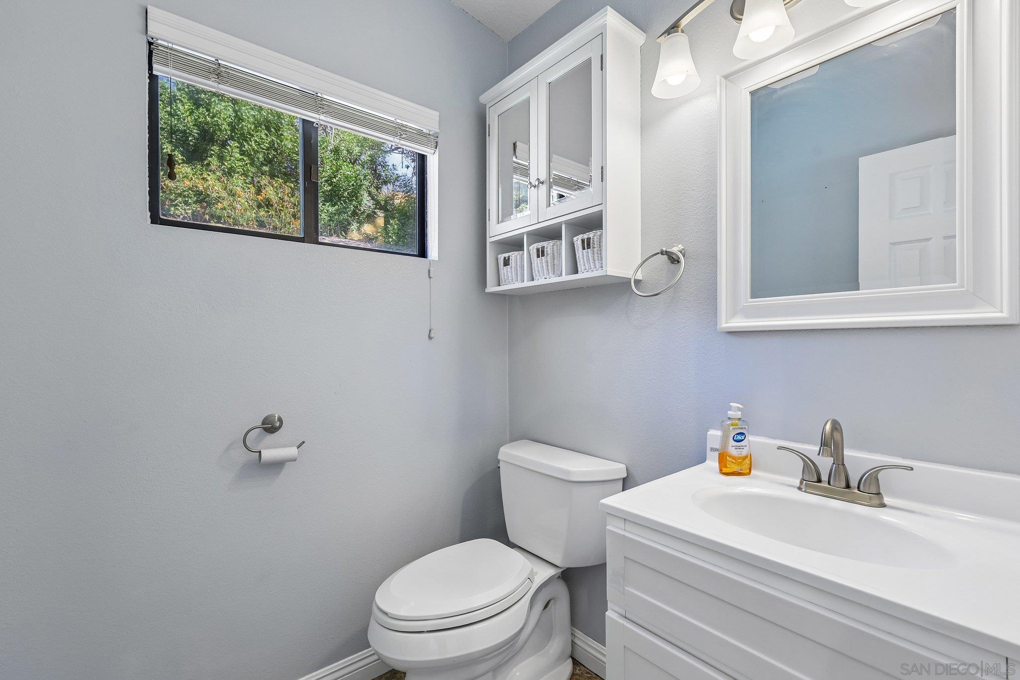 9308 Lake Canyon Road Santee, CA 92071 - Photo 28 of 47 Gallery Image 28