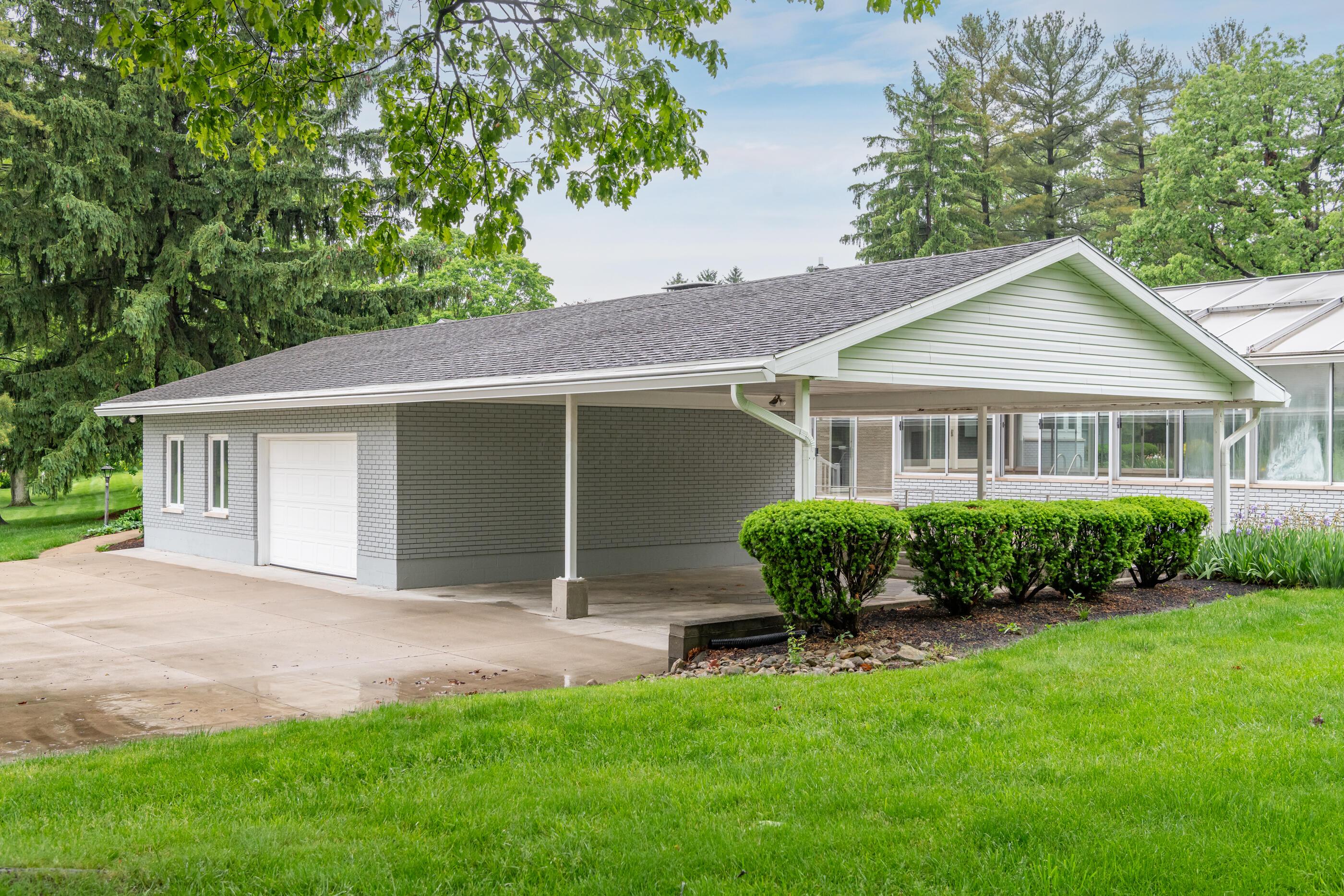 1625 Rustic Ridge Road Urbana, OH 43078 - Photo 3 of 67 Detached Garage & Carport
