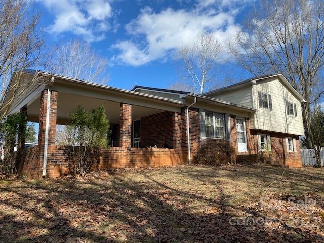 3494 Plateau Road Newton, NC 28658 - Photo 2 of 12 Gallery Image 2