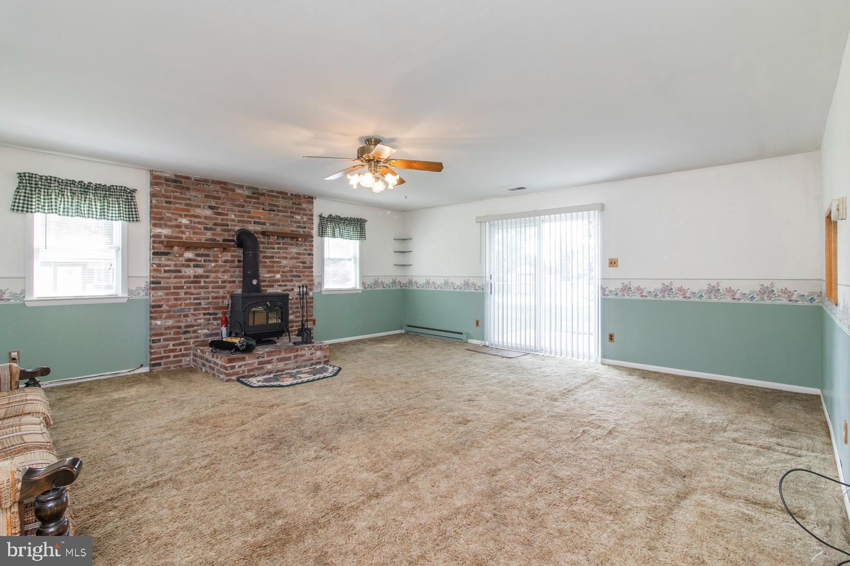 740 Locust Road Warminster, PA 18974 - Photo 13 of 34