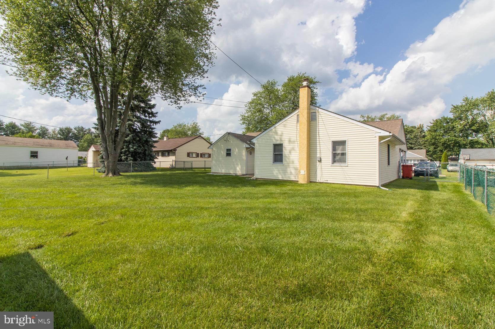 740 Locust Road Warminster, PA 18974 - Photo 31 of 34