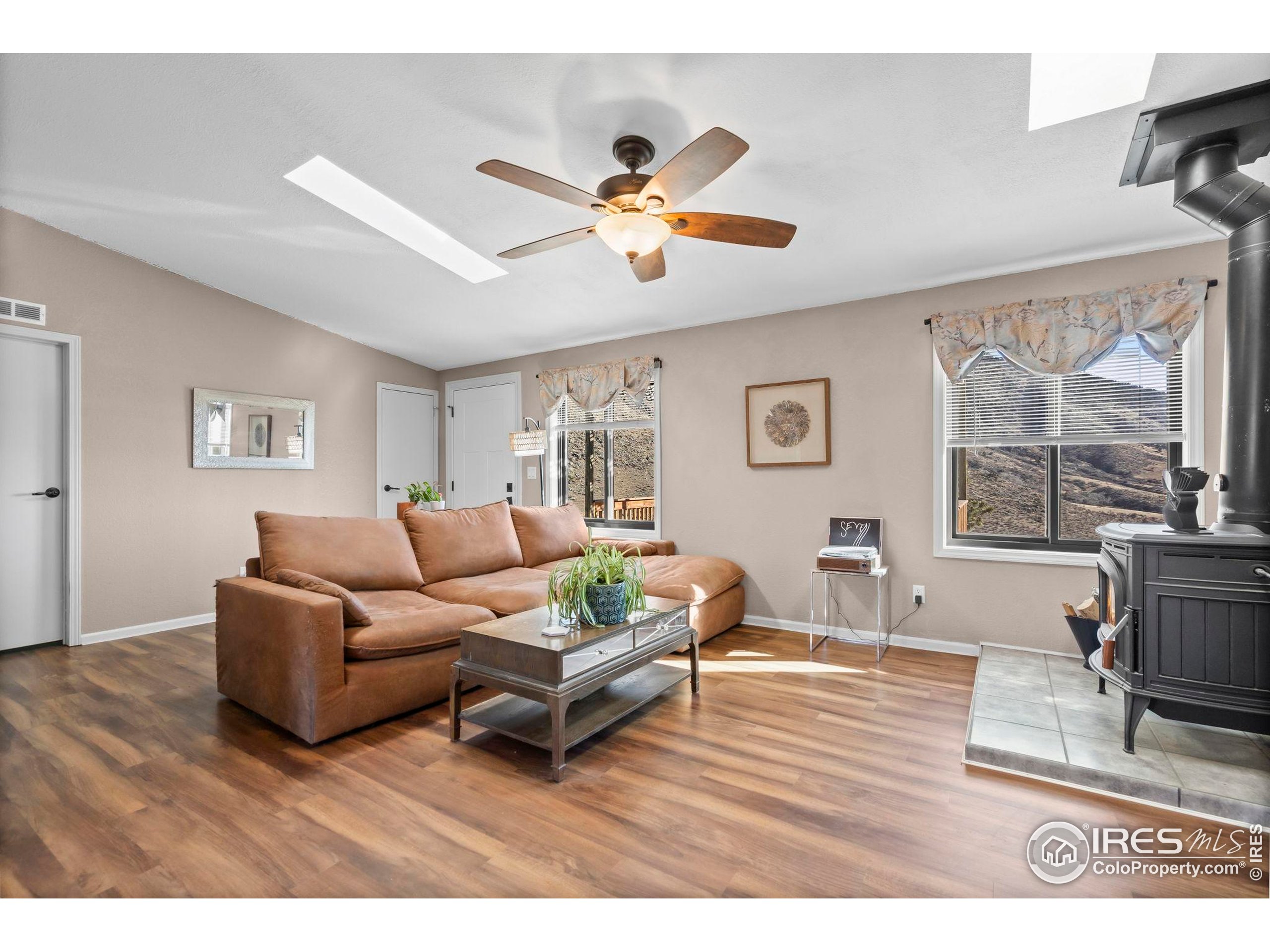 90 Redtail Ridge Way Bellvue, CO 80512 - Photo 8 of 45