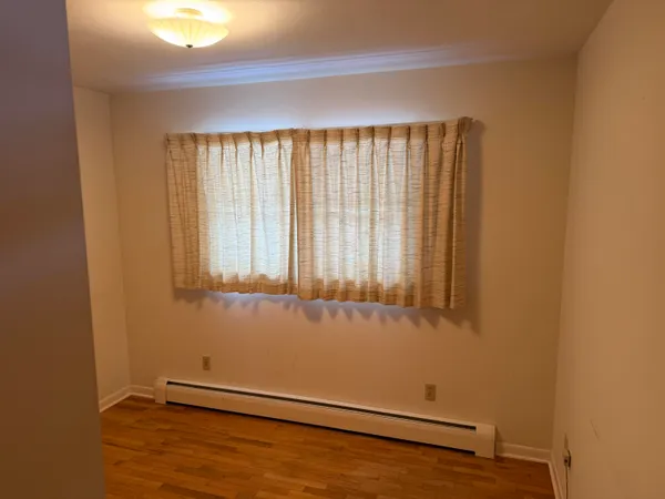 $999,900 | 4034 North 9th Street, Kalamazoo, MI 49009