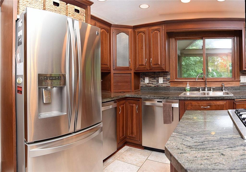 9687 Decatur Drive Indianapolis, IN 46256 - Photo 13 of 39 Gallery Image 13