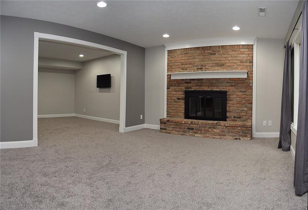 9687 Decatur Drive Indianapolis, IN 46256 - Photo 24 of 39 Gallery Image 24