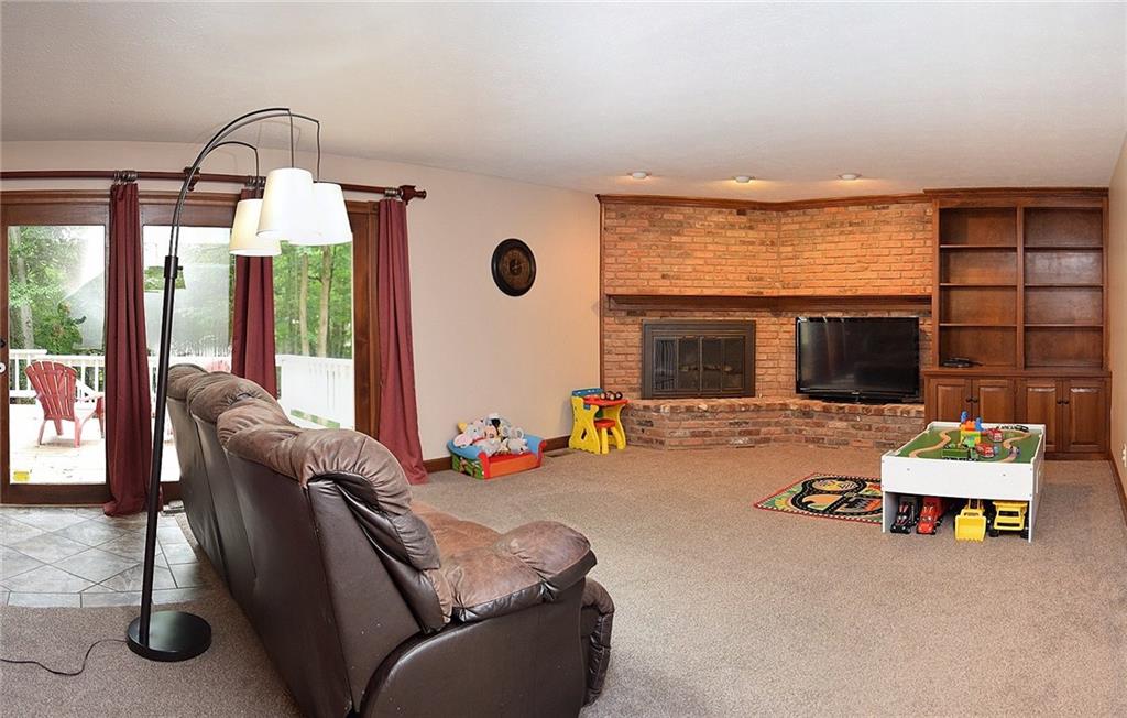 9687 Decatur Drive Indianapolis, IN 46256 - Photo 9 of 39 Gallery Image 9