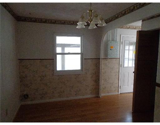 363 Reames Avenue Springfield, OH 45505 - Photo 4 of 9