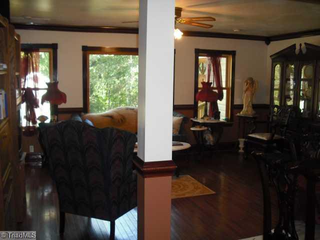 271 Moser Road King, NC 27021 - Photo 3 of 16 Living Room.