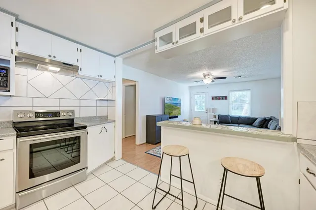 $895,000 | 1113 County Road 132B, Kingsland, TX 78639