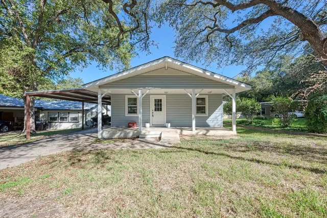 $895,000 | 1113 County Road 132B, Kingsland, TX 78639