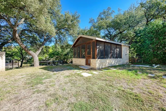 $895,000 | 1113 County Road 132B, Kingsland, TX 78639