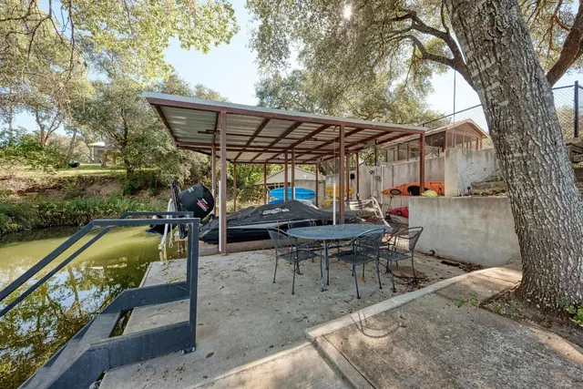 $895,000 | 1113 County Road 132B, Kingsland, TX 78639