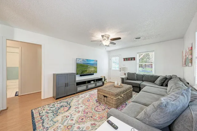 $895,000 | 1113 County Road 132B, Kingsland, TX 78639