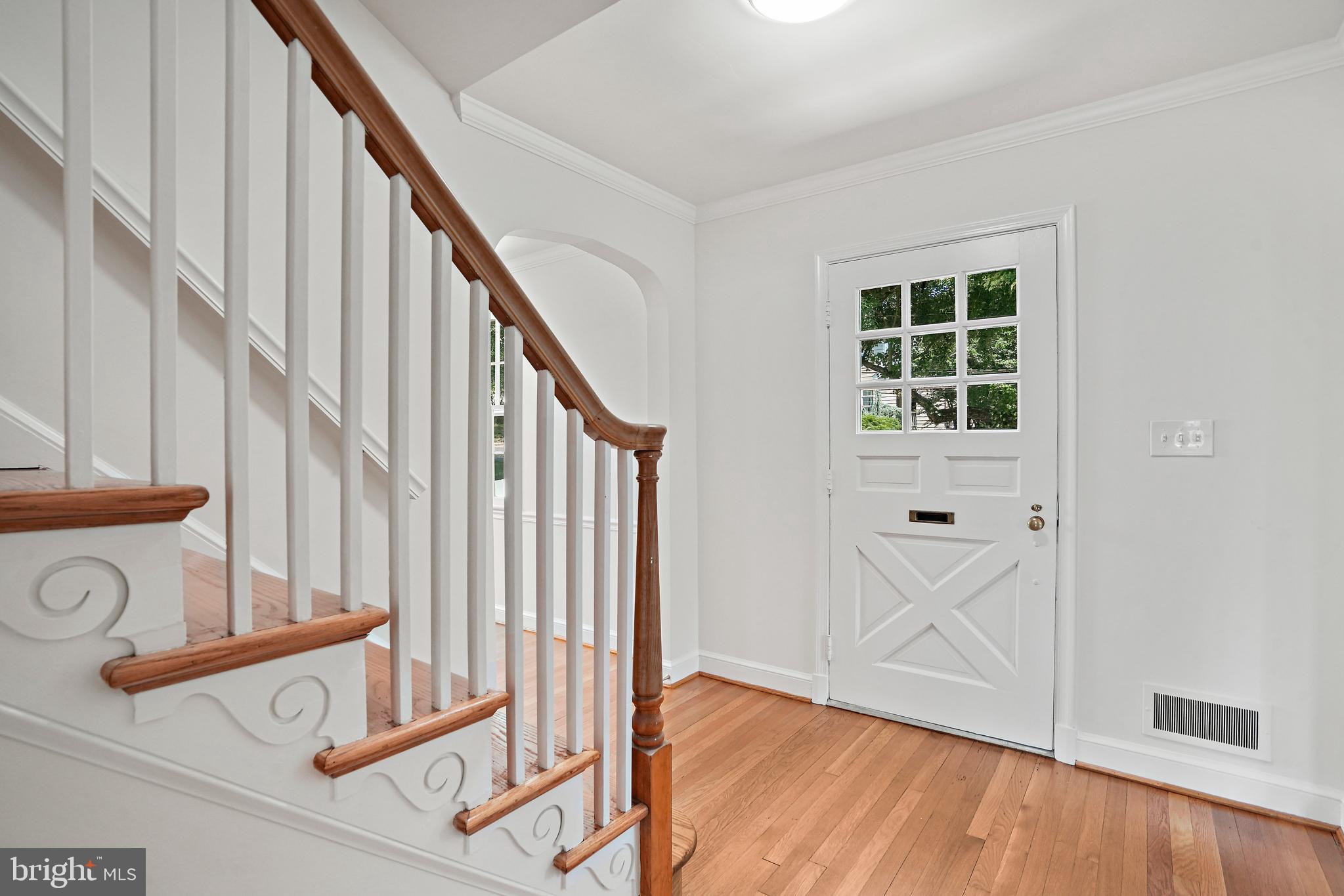 7206 Delfield Street Chevy Chase, MD 20815 - Photo 2 of 24 Welcome!
