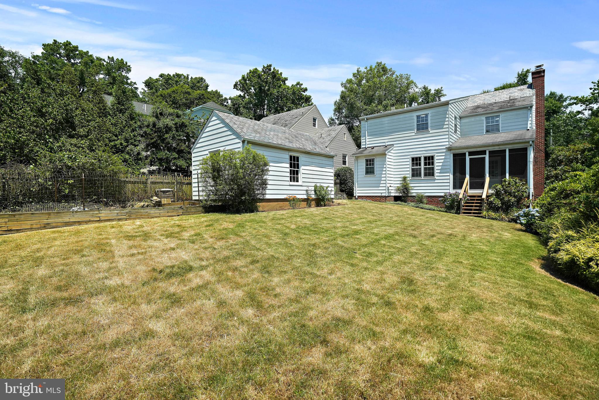 7206 Delfield Street Chevy Chase, MD 20815 - Photo 23 of 24 Level rear yard