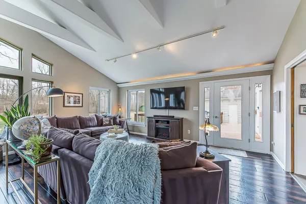 $800,000 | 4080 Joanne Court, Ann Arbor, MI 48103