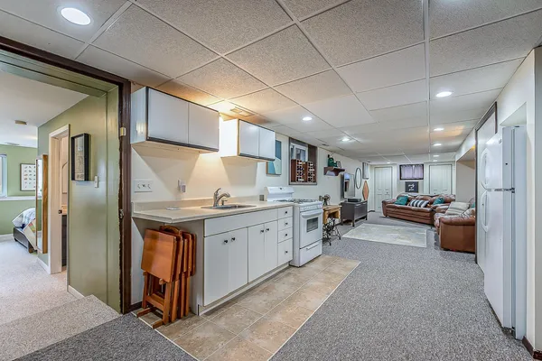 $800,000 | 4080 Joanne Court, Ann Arbor, MI 48103