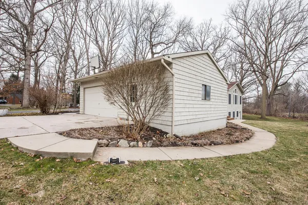 $800,000 | 4080 Joanne Court, Ann Arbor, MI 48103