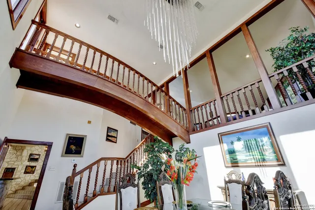 $1,500,000 | 17050 Sunridge Point, Helotes, TX 78023