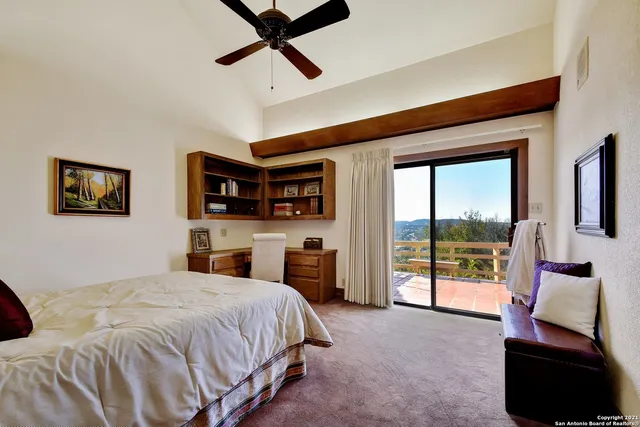 $1,500,000 | 17050 Sunridge Point, Helotes, TX 78023