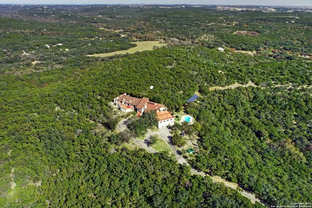 $1,500,000 | 17050 Sunridge Point, Helotes, TX 78023