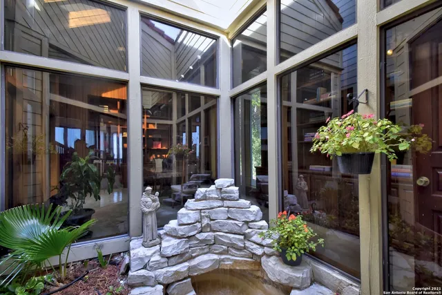 $1,500,000 | 17050 Sunridge Point, Helotes, TX 78023