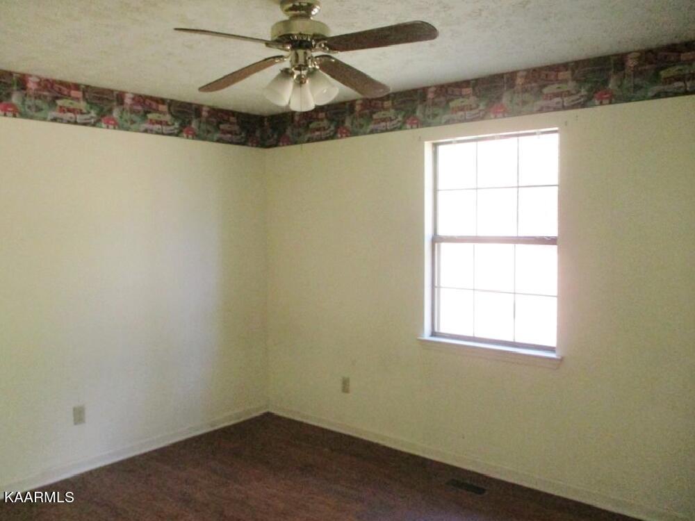 594 South Hunter Bend Road Decatur, TN 37322 - Photo 9 of 11 bedroom 3
