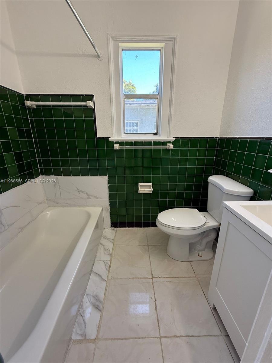 156 Northeast 77th Street, Unit / Miami, FL 33138 - Photo 14 of 27